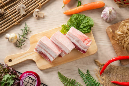 點點豬帶皮五花500G